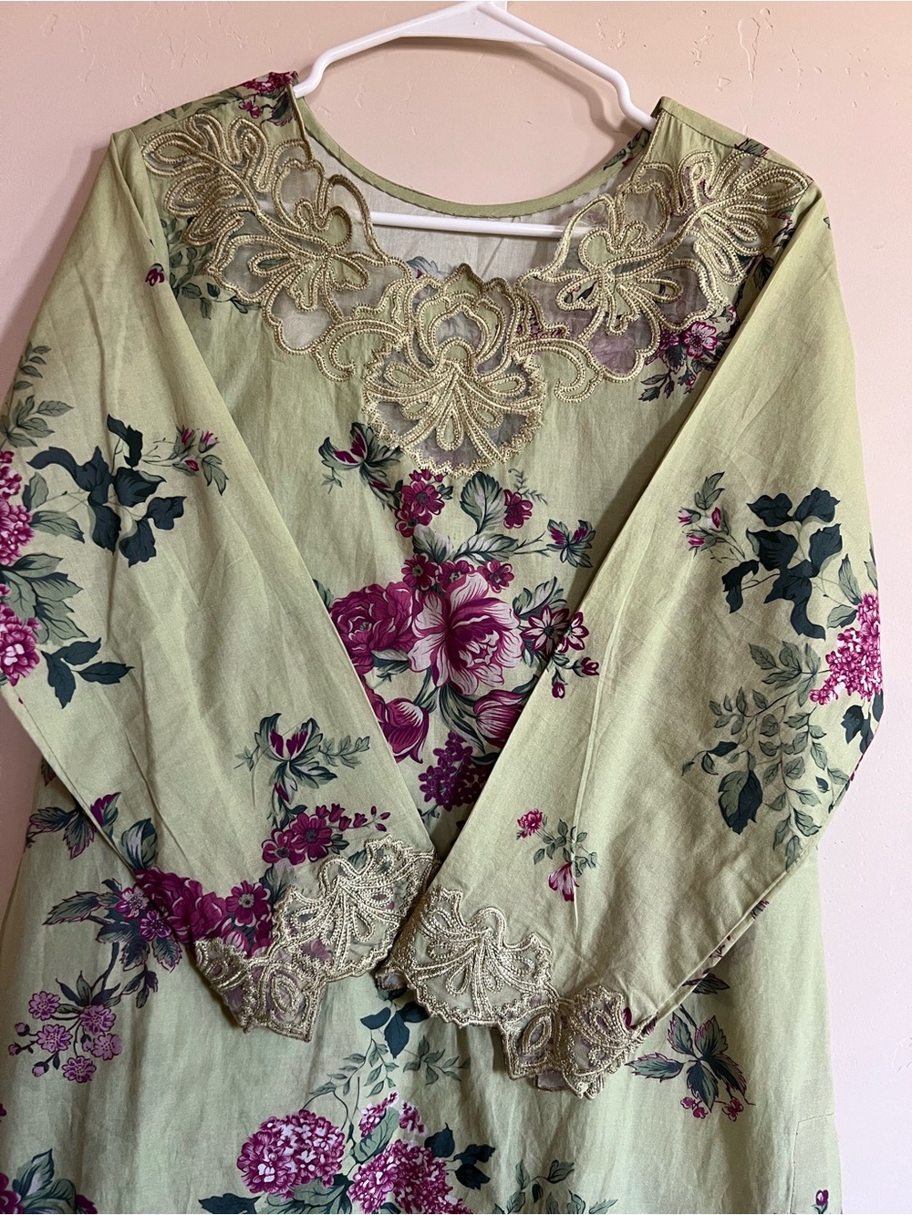 Pakistani Indian embroidery dress brand Iznik lawn cotton dress /suit - Picture 12 of 16